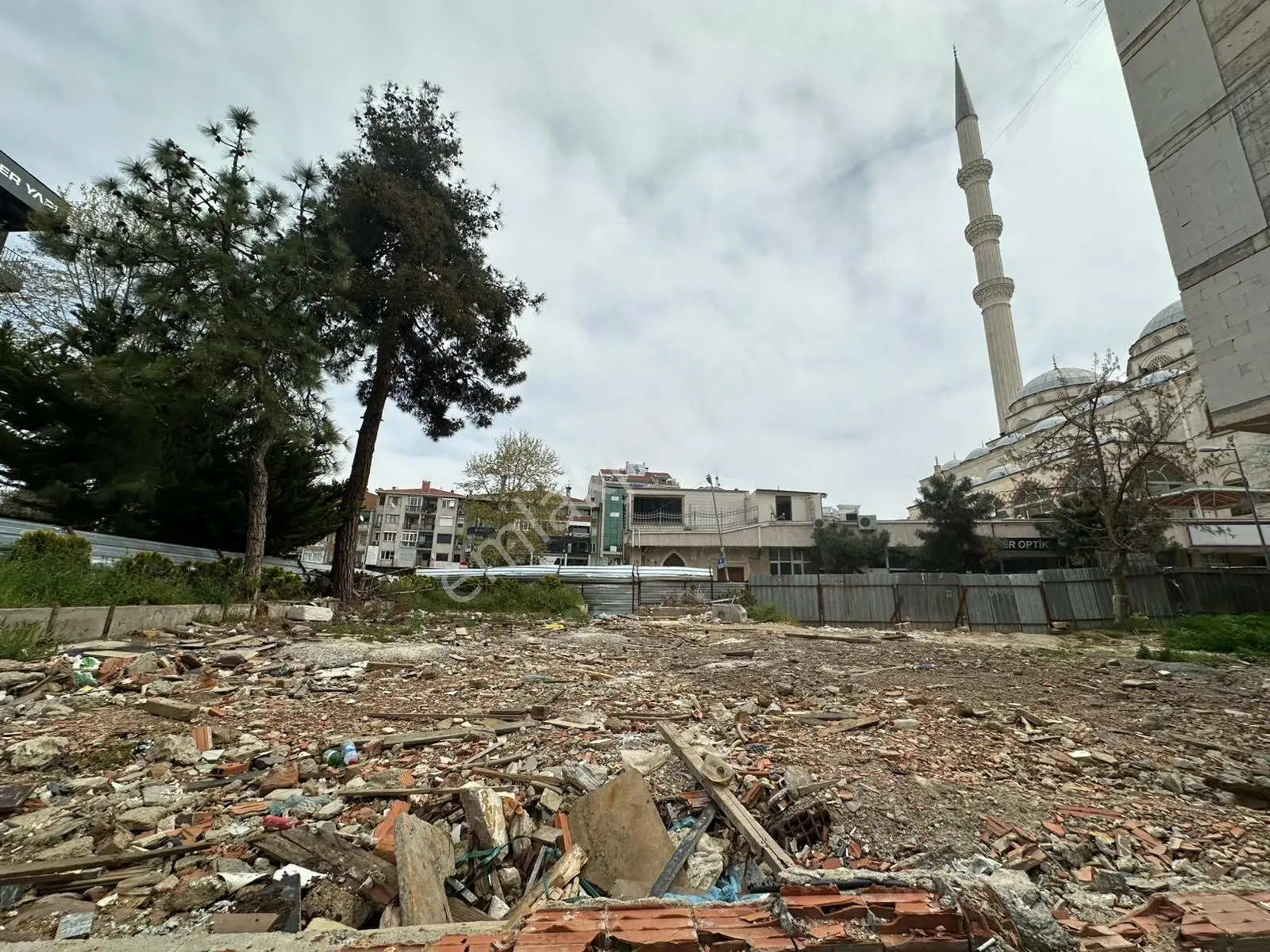 Mertcan'dan Maltepe Çarşı İçinde Fırsat Köşe Başı Arsa