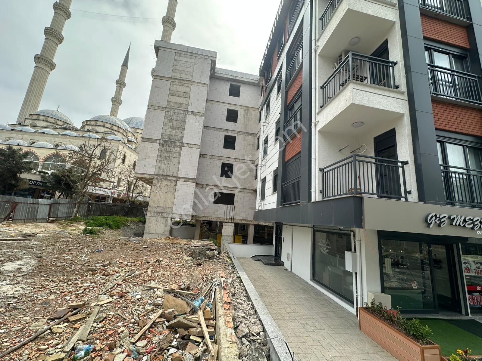 Mertcan'dan Maltepe Çarşı İçinde Fırsat Köşe Başı Arsa — fotoğraf 8