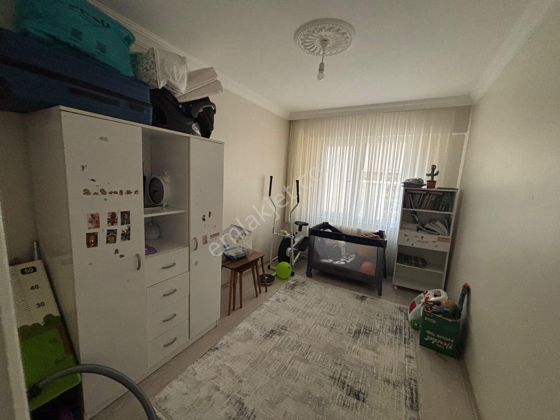 Kapaklı Vatanda Kiracılı Satılık Geniş Daire — fotoğraf 6