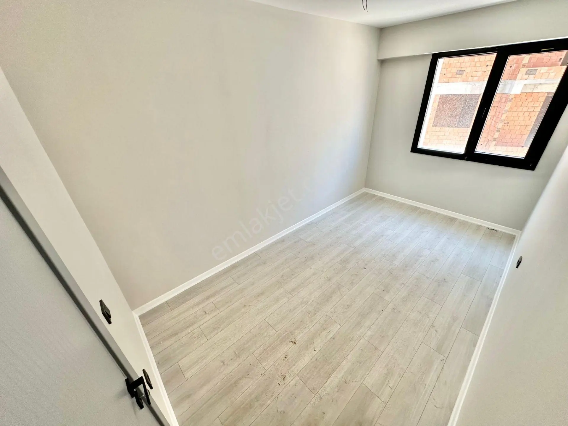 ꧁ay Emlaktan꧂kazdağları Eteklerinde Yüzme Havuzlu Deniz Manzaralı Ön Cephe Satılık 2+1 Lüks Daire — fotoğraf 19