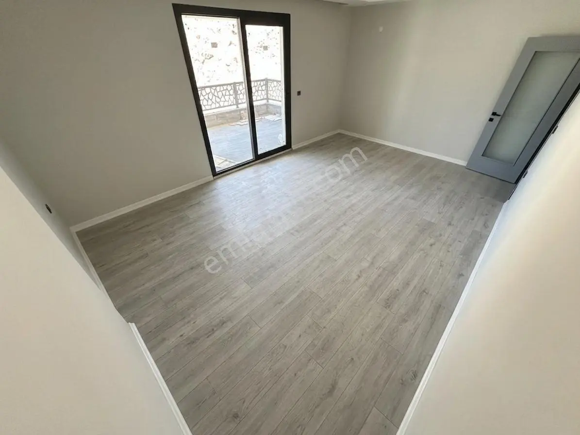 ꧁ay Emlaktan꧂kazdağları Eteklerinde Yüzme Havuzlu Deniz Manzaralı Ön Cephe Satılık 2+1 Lüks Daire — fotoğraf 23
