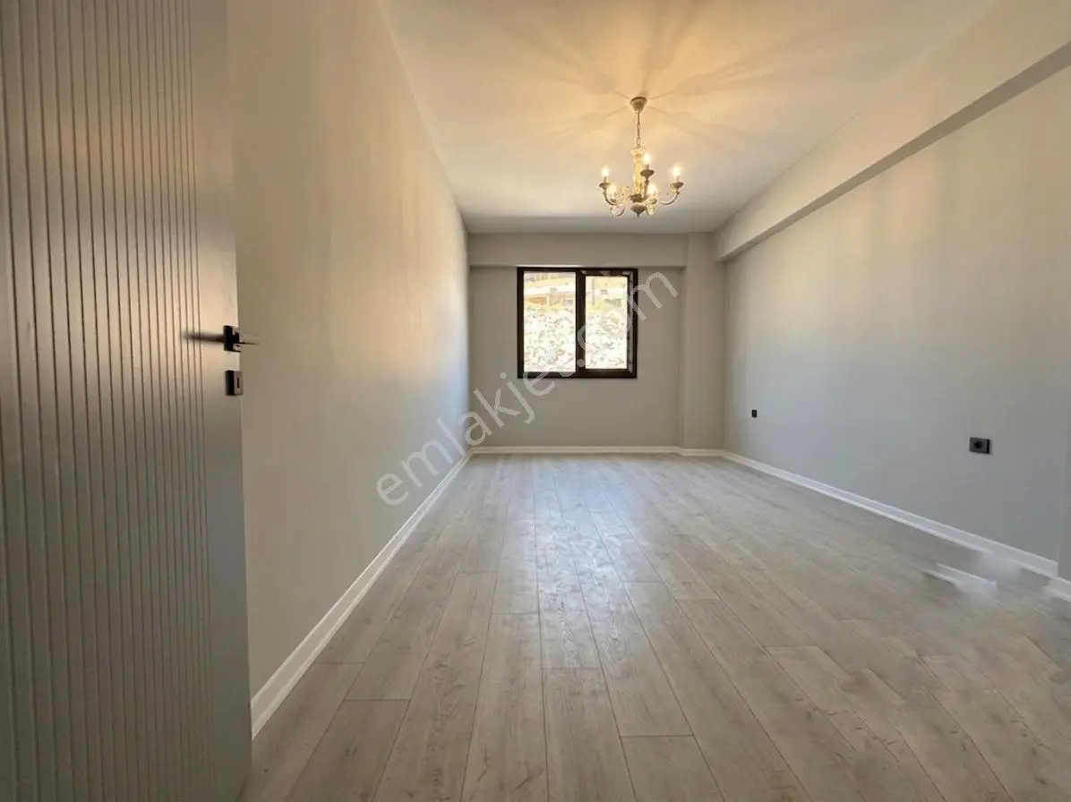 ꧁ay Emlaktan꧂kazdağları Eteklerinde Yüzme Havuzlu Deniz Manzaralı Ön Cephe Satılık 2+1 Lüks Daire — fotoğraf 26