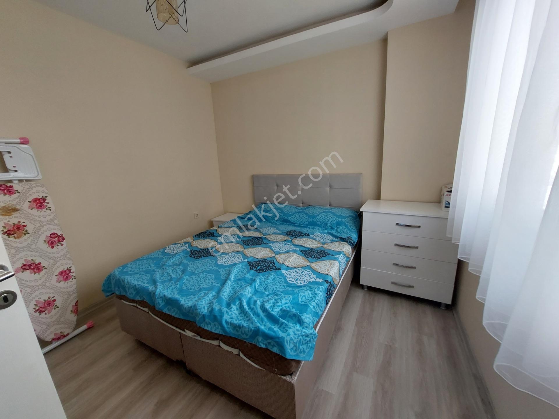 Stad Yanı Geniş Oturumlu Full Eşyalı Satılık 1+1 Daire — fotoğraf 12