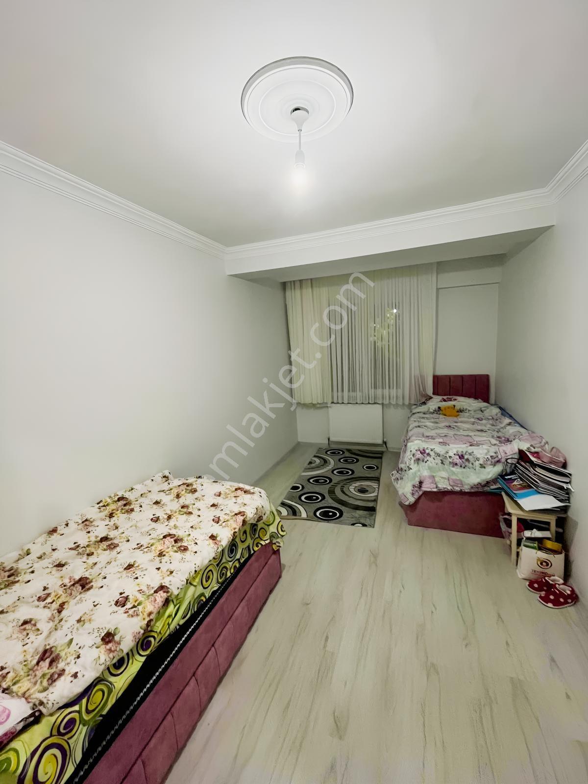 Enka Gayrimenkuldan Eski Belediyenin Orda Ebeveyn Banyolu 3+1 — fotoğraf 6