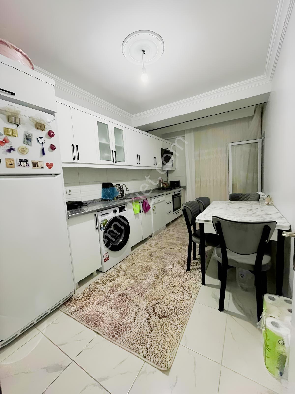 Enka Gayrimenkuldan Eski Belediyenin Orda Ebeveyn Banyolu 3+1 — fotoğraf 9