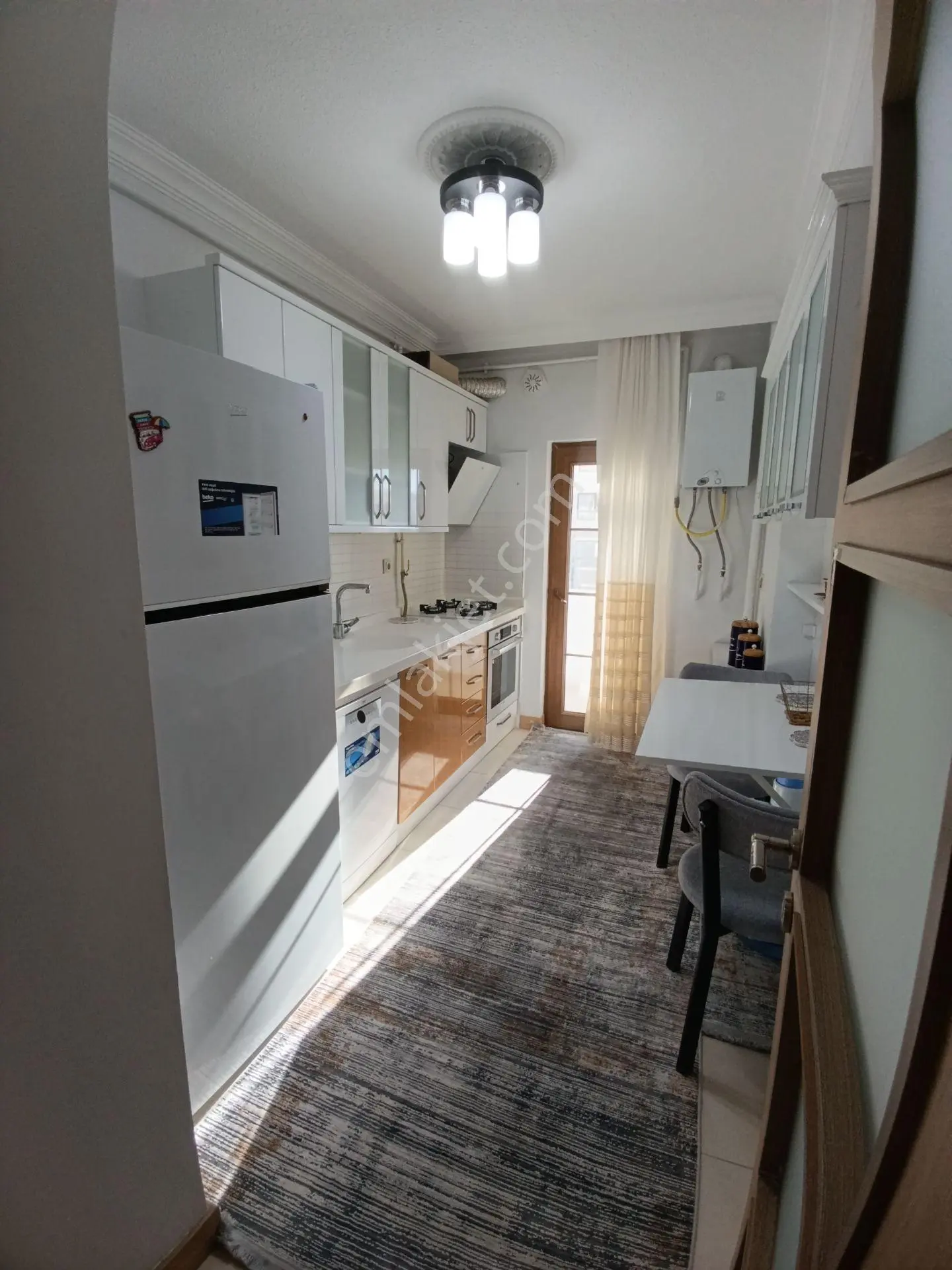 Akkent Mahallesi'nde Bakımlı Ve Masrafsız 2+1 — fotoğraf 3