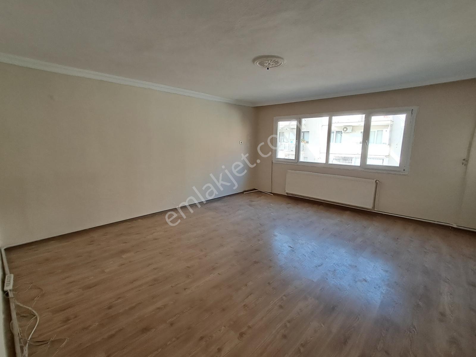 Bayraklı Osmangazi'de Muhteşem Lokasyonda Satılık 3+1 Daire — fotoğraf 5