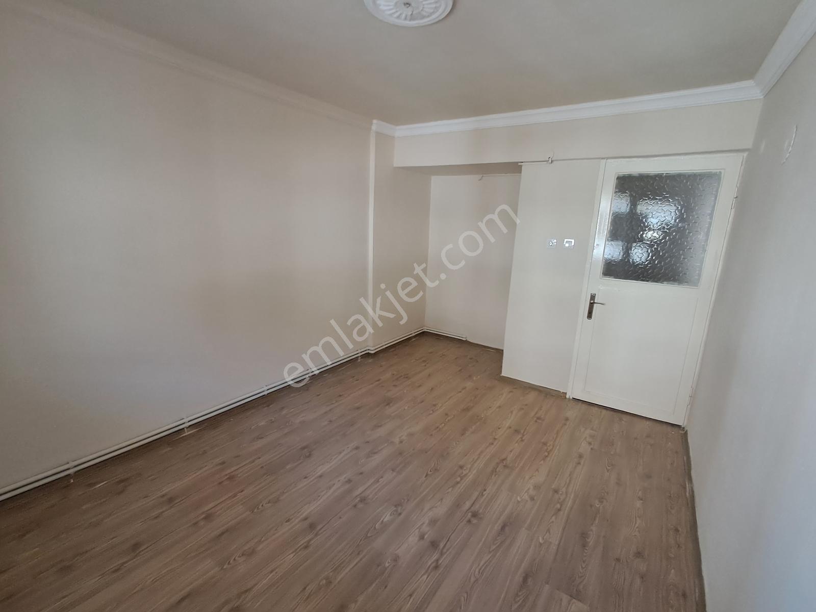 Bayraklı Osmangazi'de Muhteşem Lokasyonda Satılık 3+1 Daire — fotoğraf 7