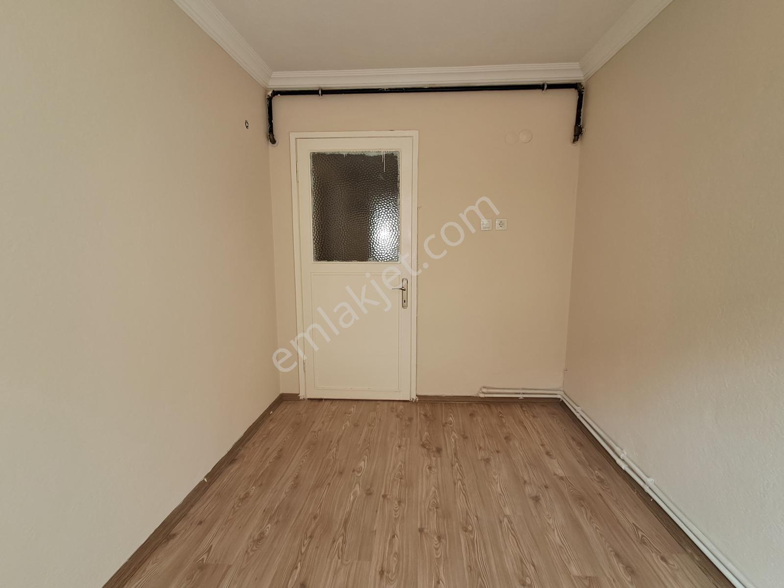 Bayraklı Osmangazi'de Muhteşem Lokasyonda Satılık 3+1 Daire — fotoğraf 12
