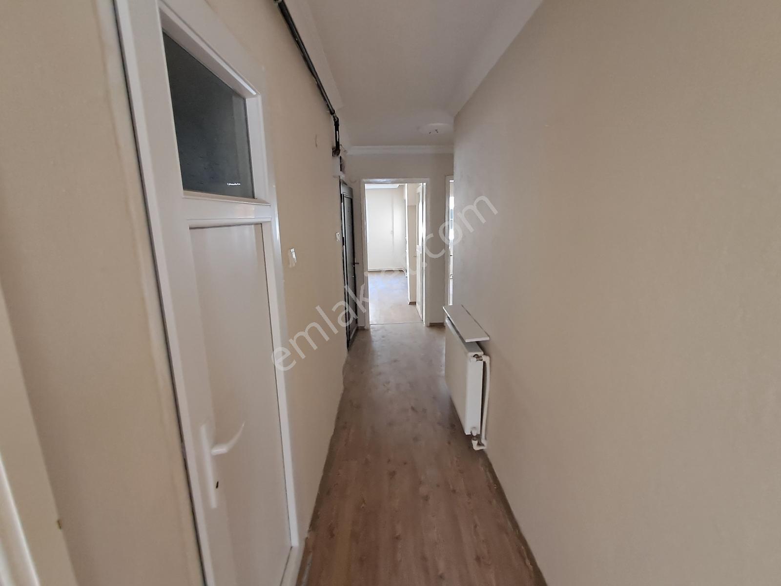 Bayraklı Osmangazi'de Muhteşem Lokasyonda Satılık 3+1 Daire — fotoğraf 14
