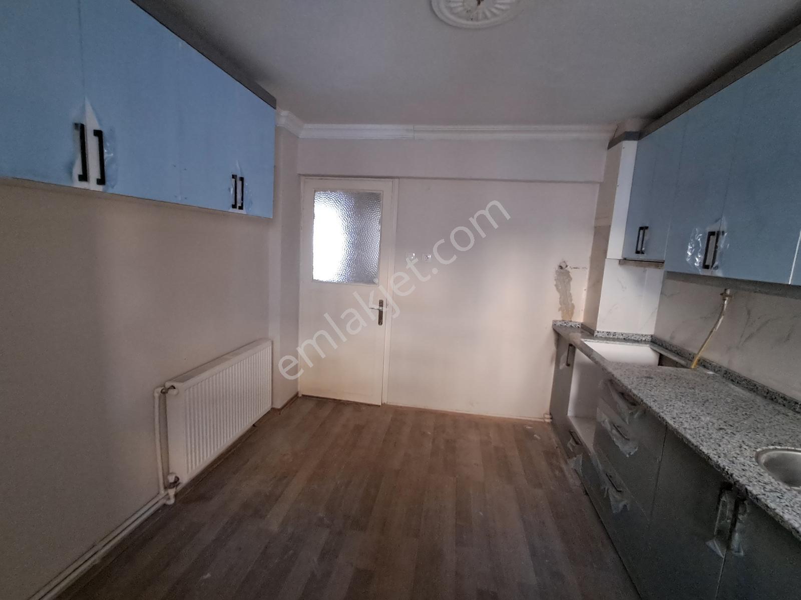 Bayraklı Osmangazi'de Muhteşem Lokasyonda Satılık 3+1 Daire — fotoğraf 21