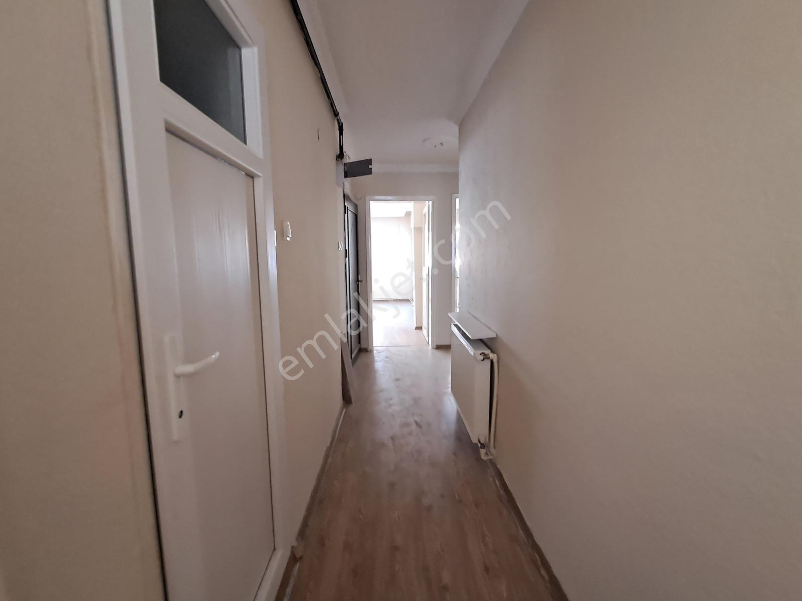 Bayraklı Osmangazi'de Muhteşem Lokasyonda Satılık 3+1 Daire — fotoğraf 26