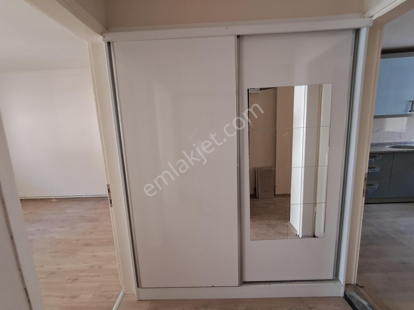 Bayraklı Osmangazi'de Muhteşem Lokasyonda Satılık 3+1 Daire — fotoğraf 31