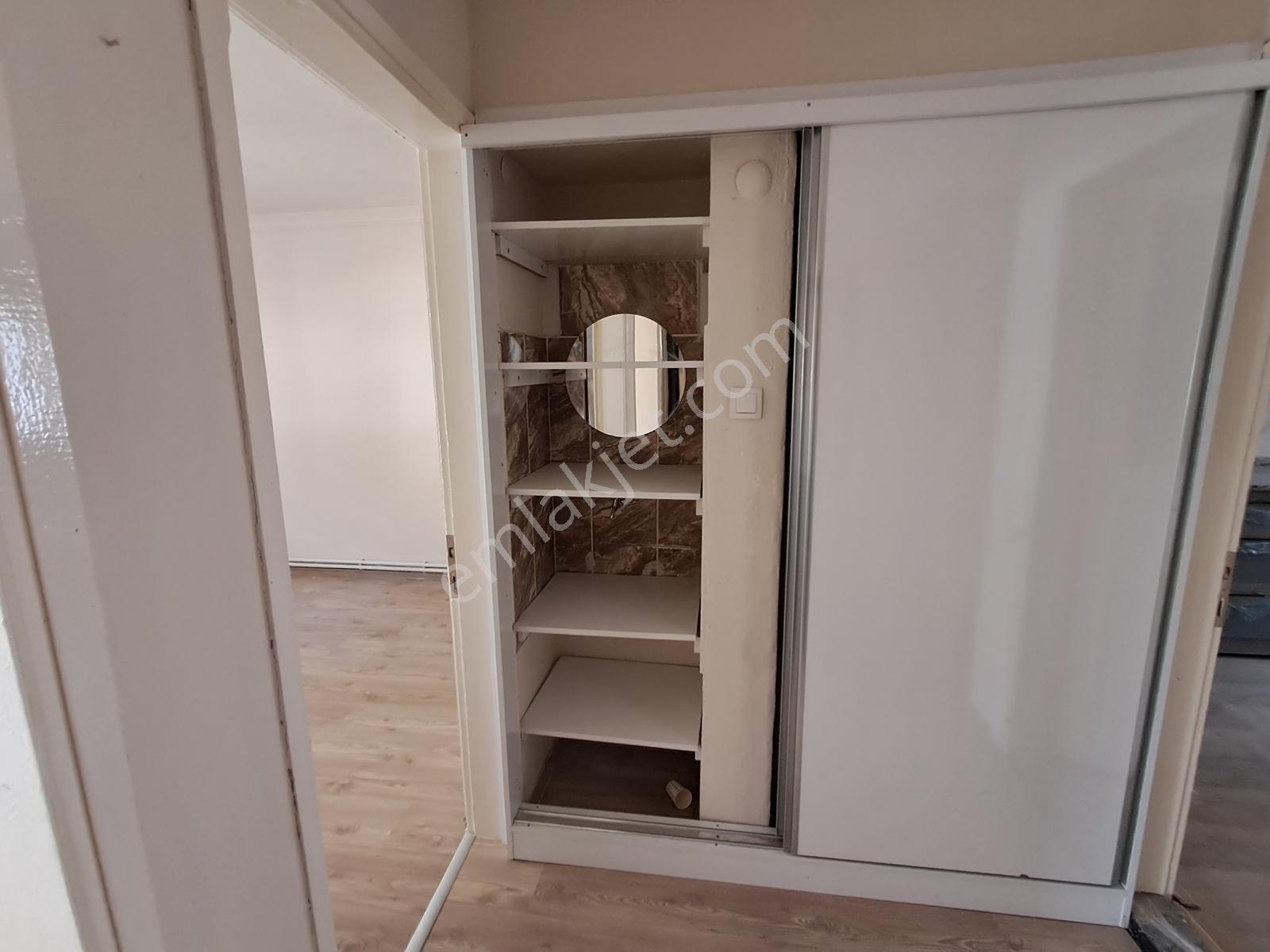 Bayraklı Osmangazi'de Muhteşem Lokasyonda Satılık 3+1 Daire — fotoğraf 33