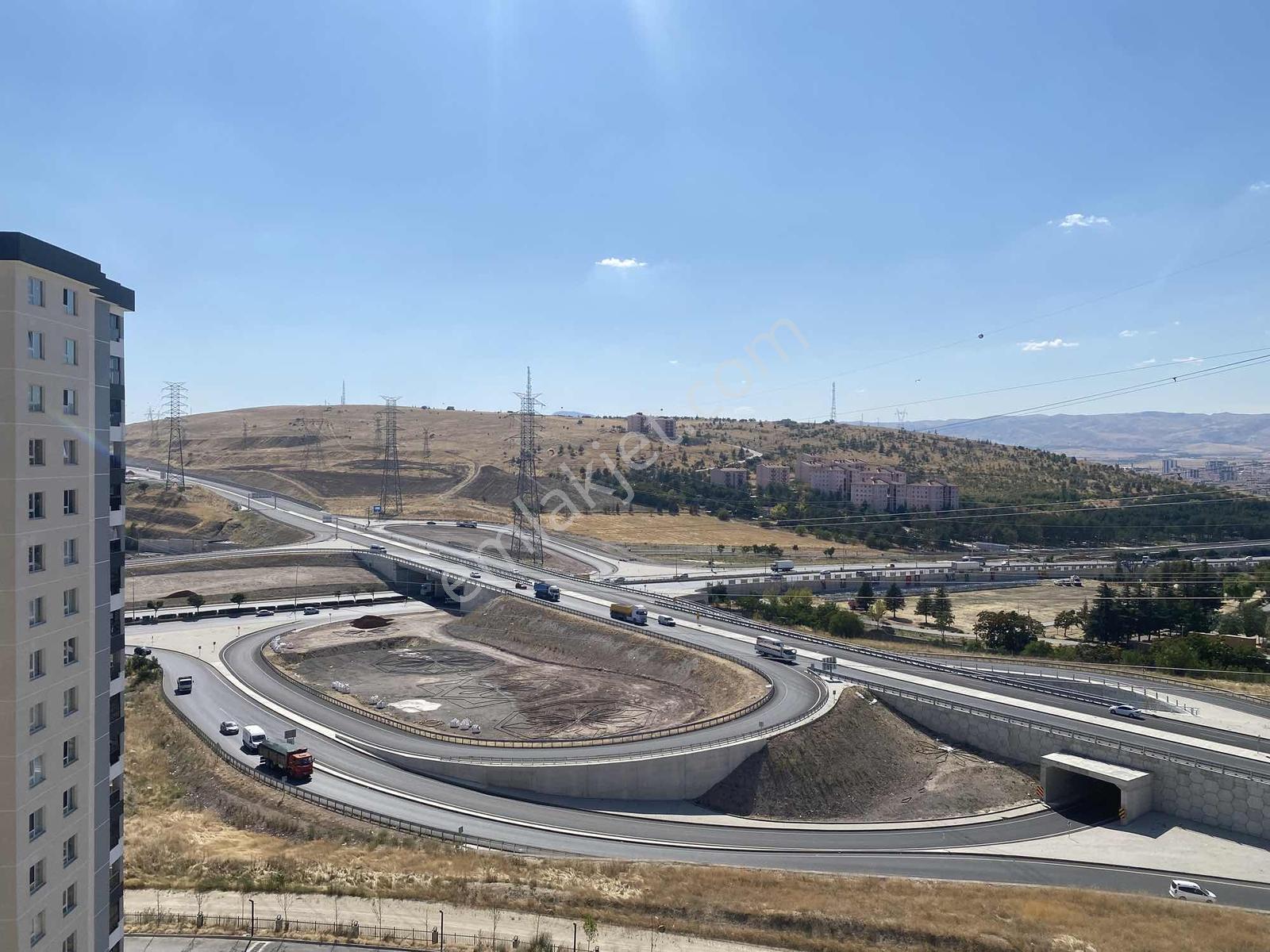 Törekent Serra Bulvar Site İçerisinde Satılık 2+1 — fotoğraf 14