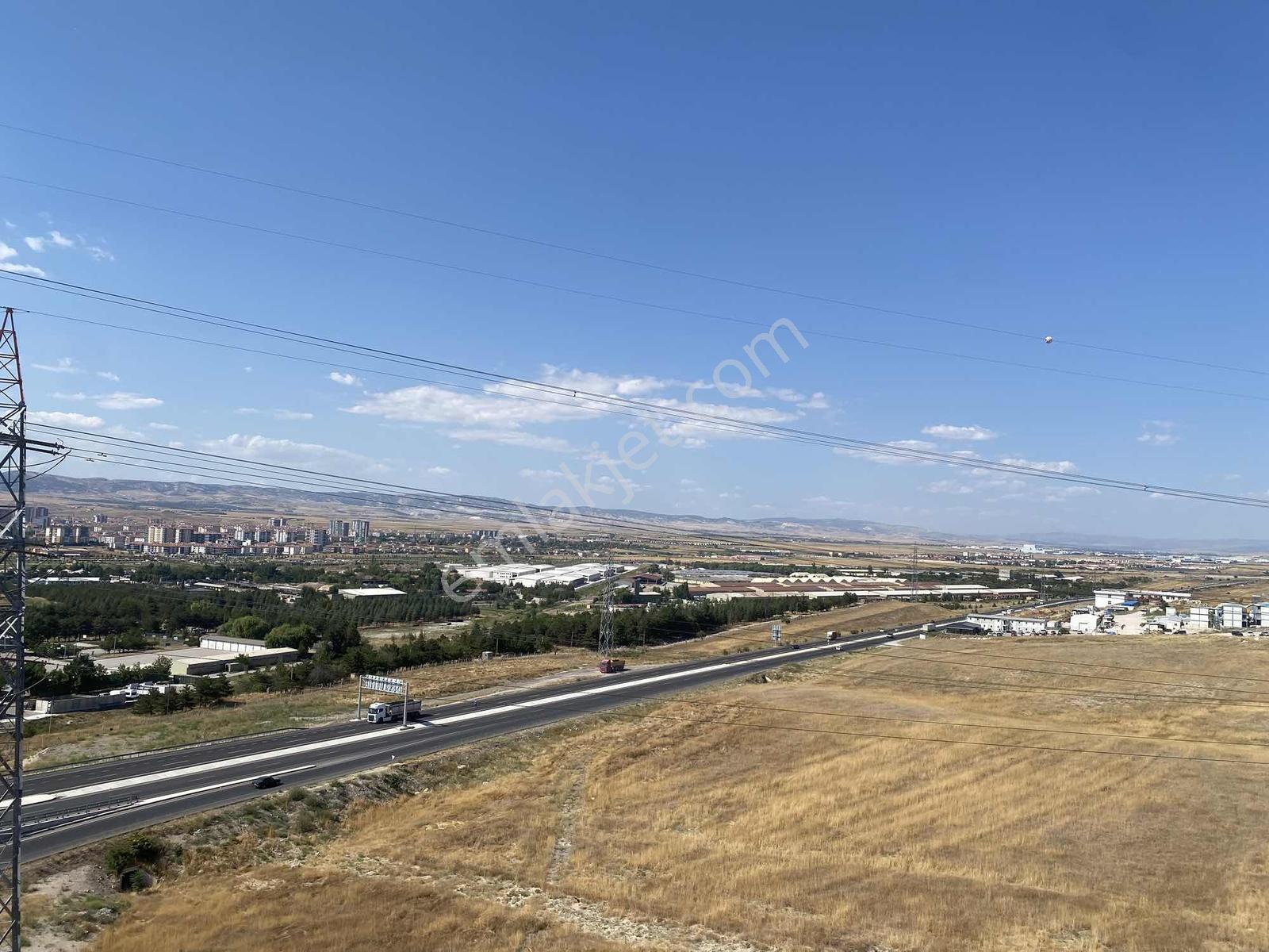 Törekent Serra Bulvar Site İçerisinde Satılık 2+1 — fotoğraf 16