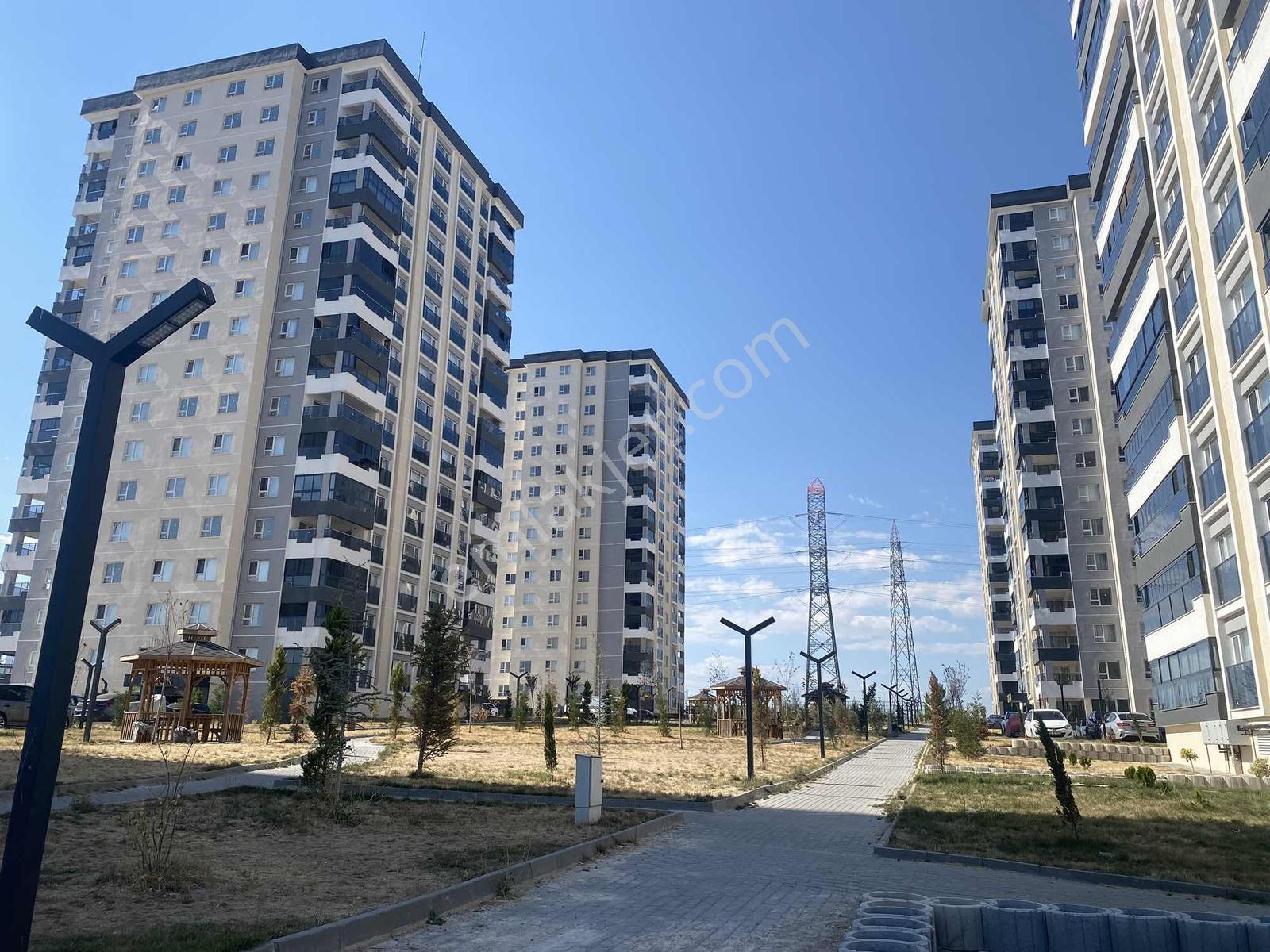 Törekent Serra Bulvar Site İçerisinde Satılık 2+1 — fotoğraf 28