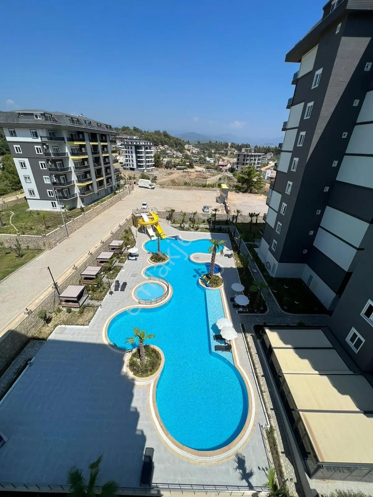Alanya Avsallar Lüks Site İçi Satılık 1+1 Daire — fotoğraf 2