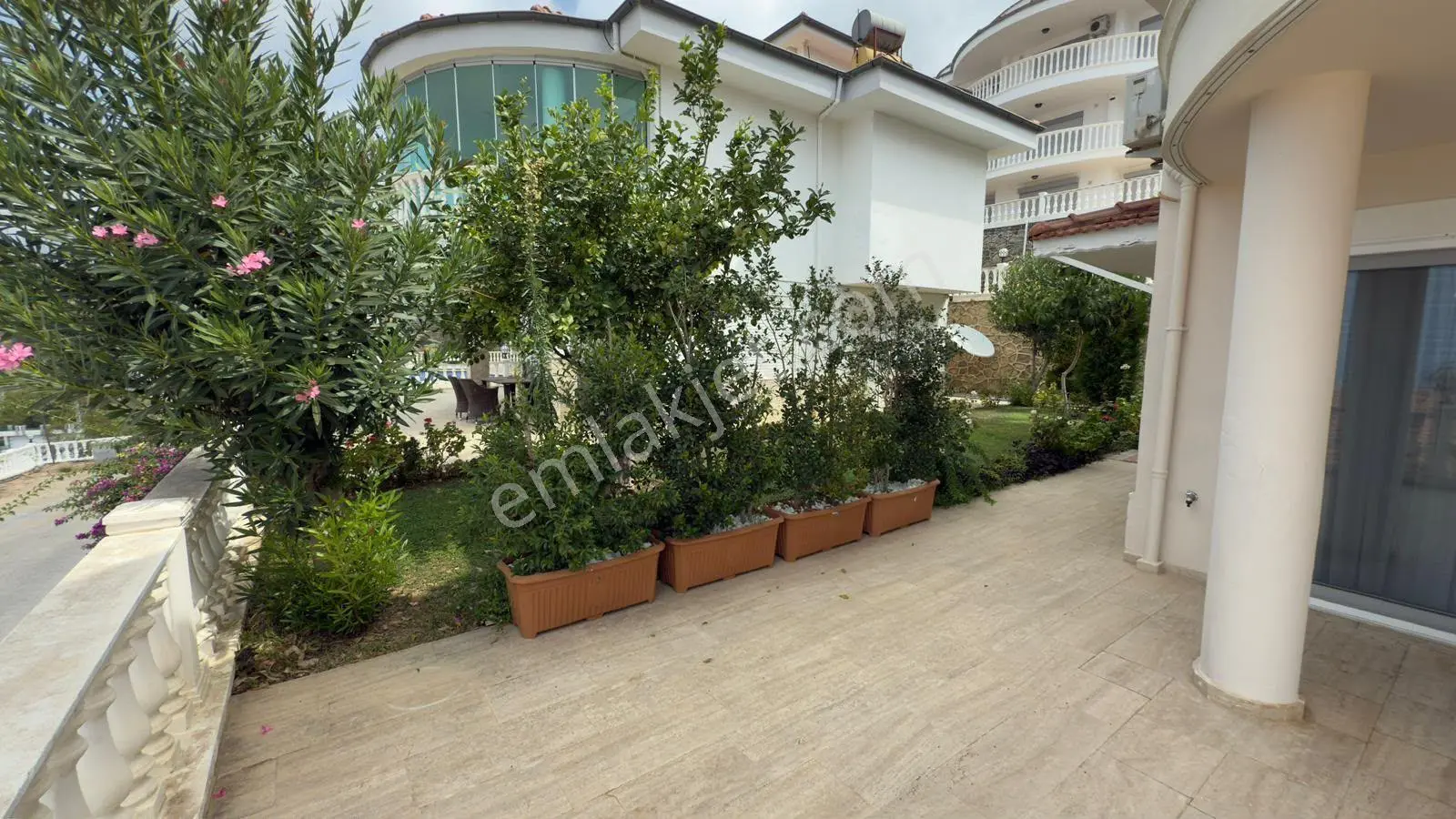 Alanya Kargıcak'Ta Deniz Manzaralı Eşyalı 3+1 Villa