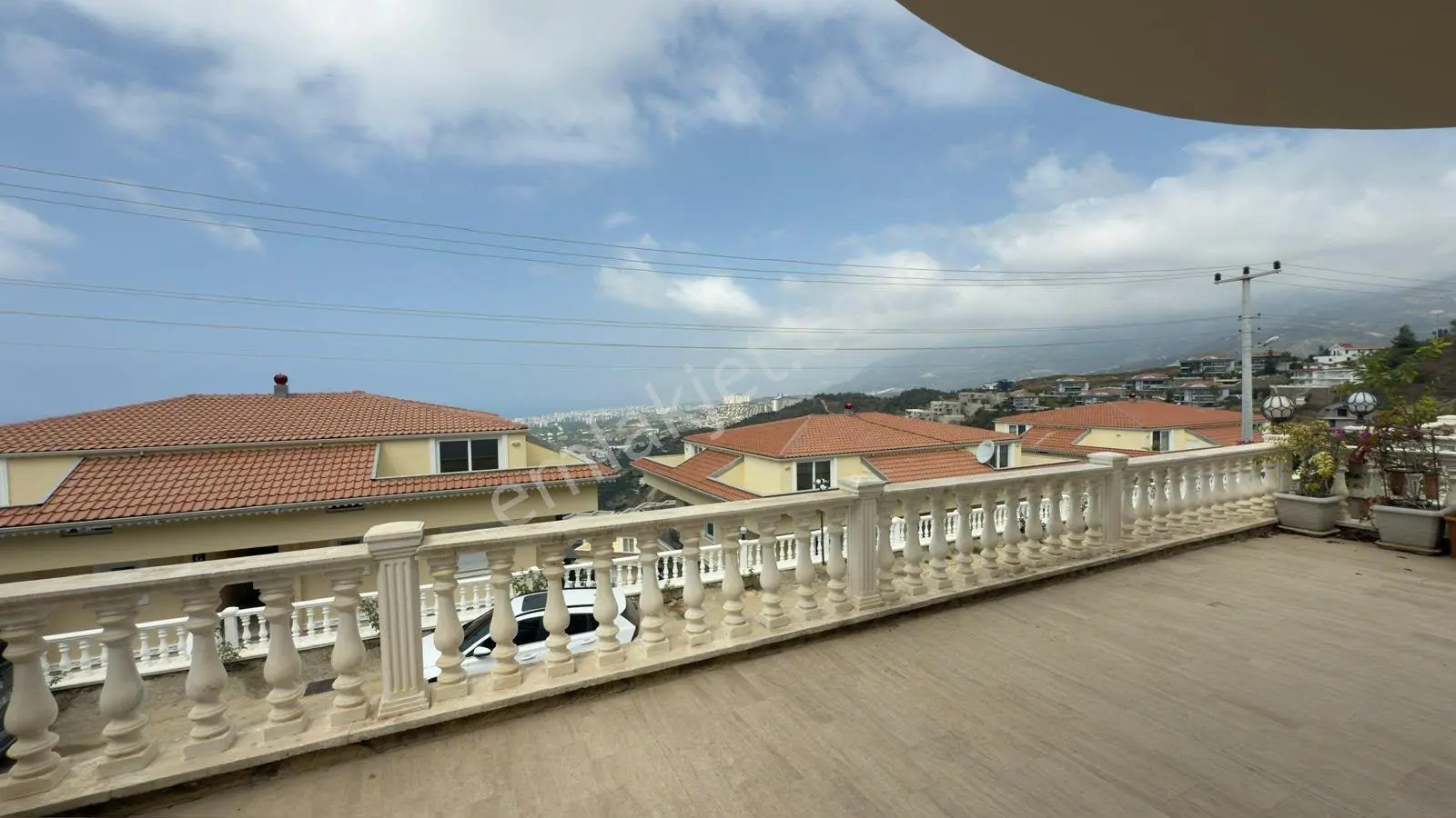 Alanya Kargıcak'ta Deniz Manzaralı Eşyalı 3+1 Villa — fotoğraf 2