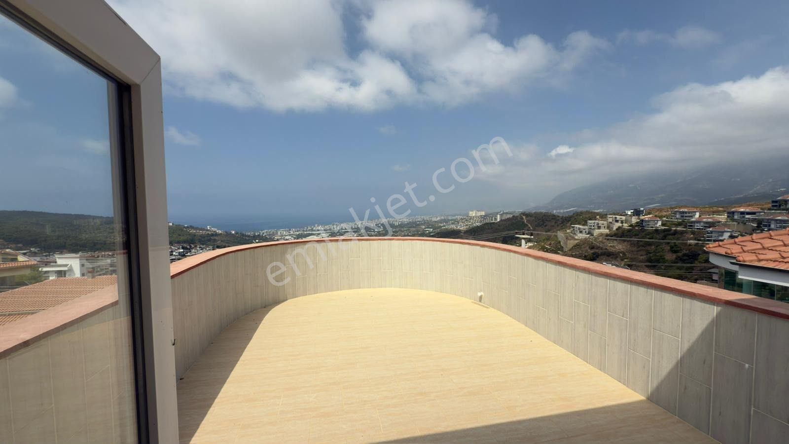 Alanya Kargıcak'ta Deniz Manzaralı Eşyalı 3+1 Villa — fotoğraf 12