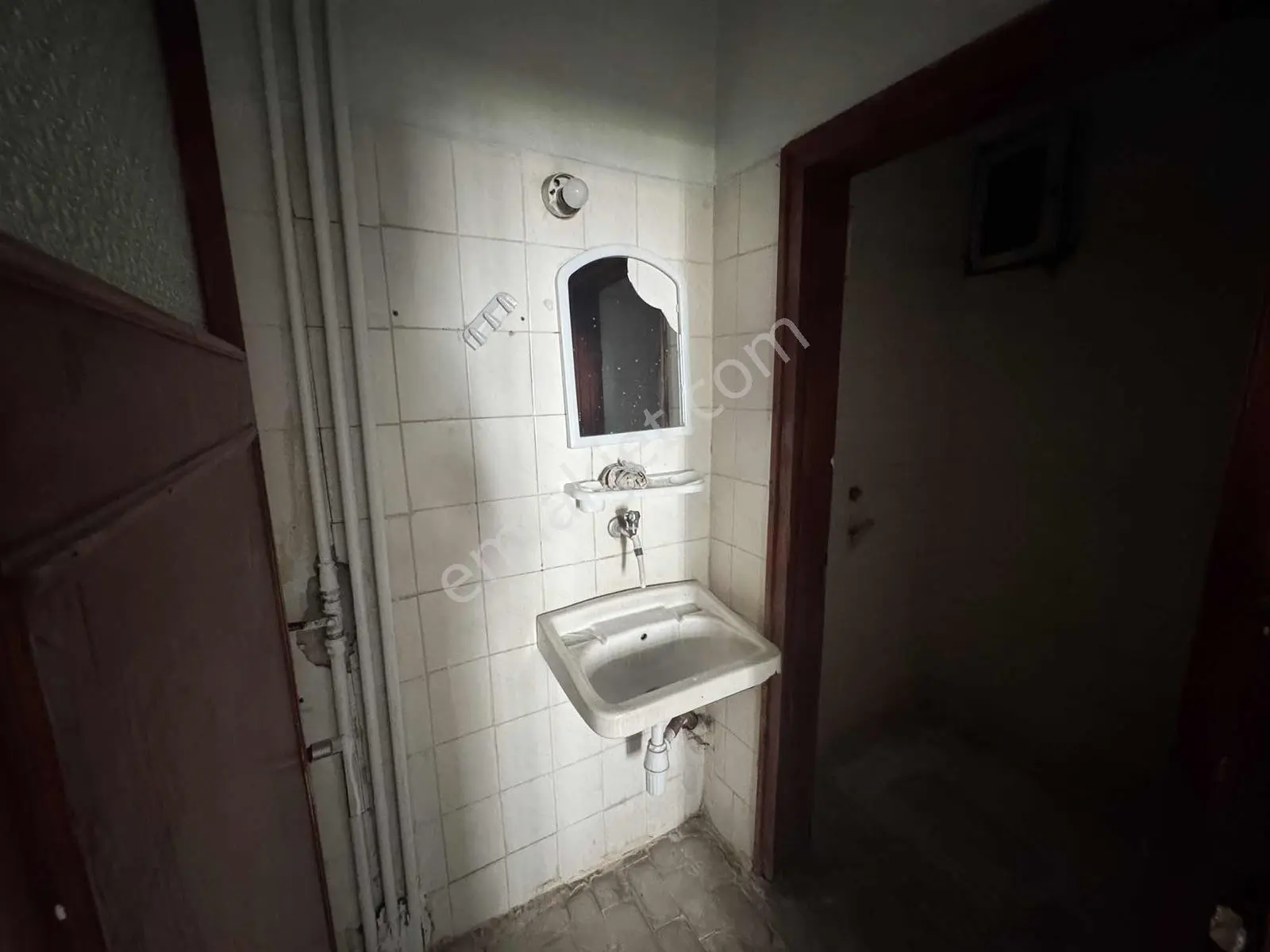 Aydınlıkevler Mahallesı'nde Satılık 3 + 1 Daıre — fotoğraf 6