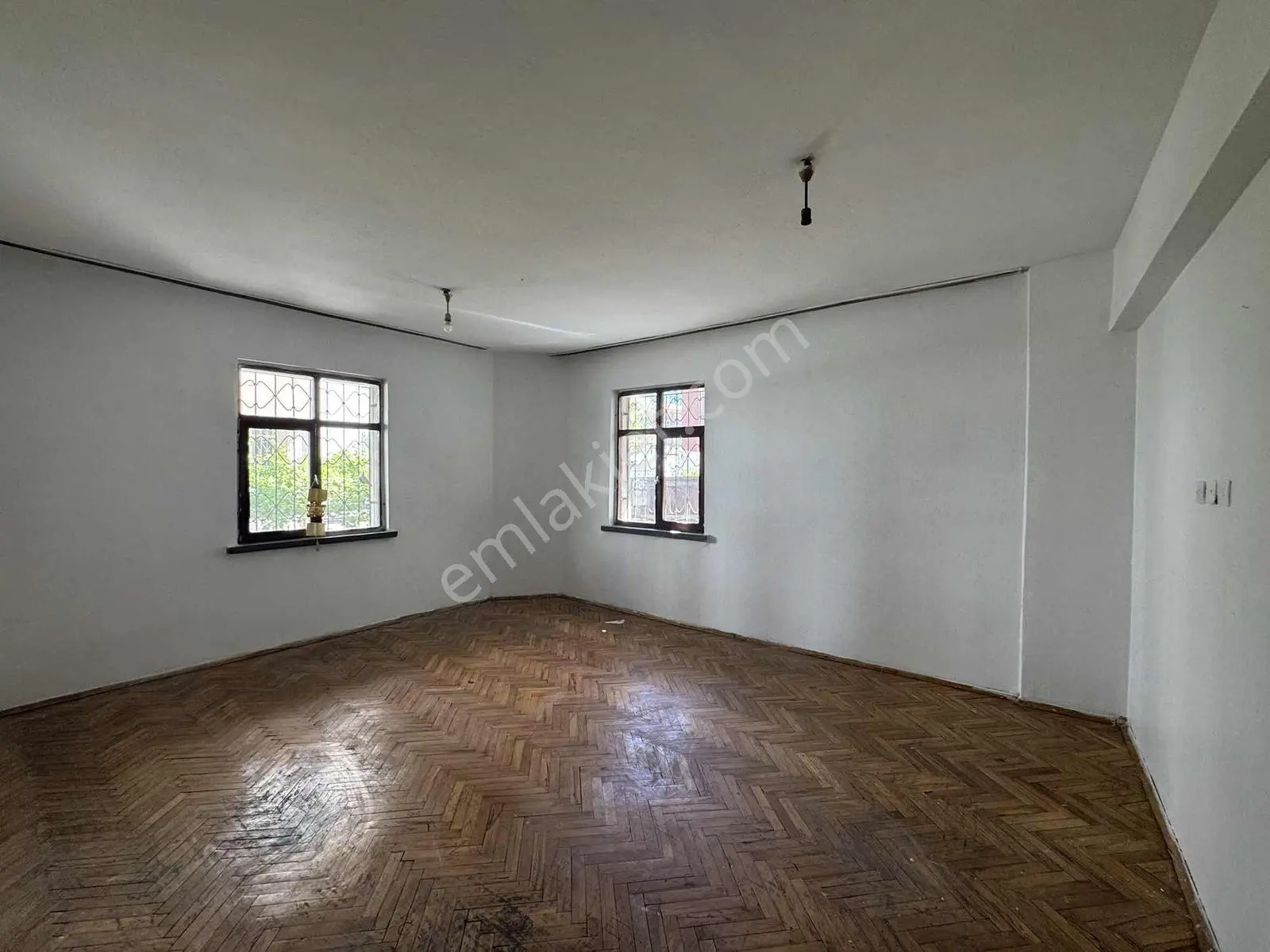 Aydınlıkevler Mahallesı'nde Satılık 3 + 1 Daıre — fotoğraf 12
