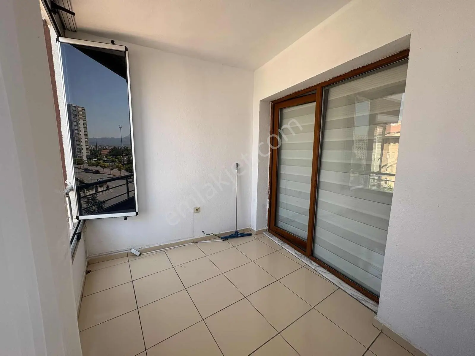 Hoca Ahmet Yesevi Mah Satılık Kiracılı Daire — fotoğraf 4