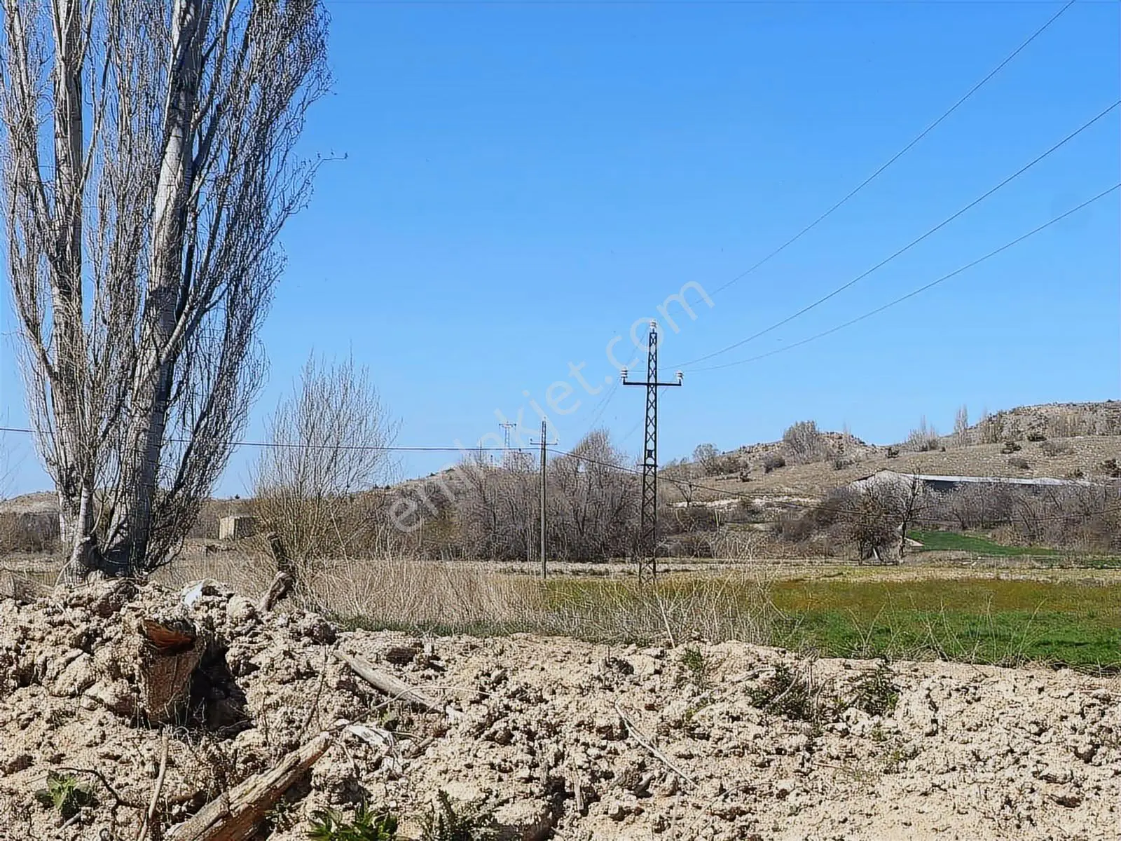 Ürgüp Cemilde Acill Satılık Tek Tapu Araç Takaslı — fotoğraf 5