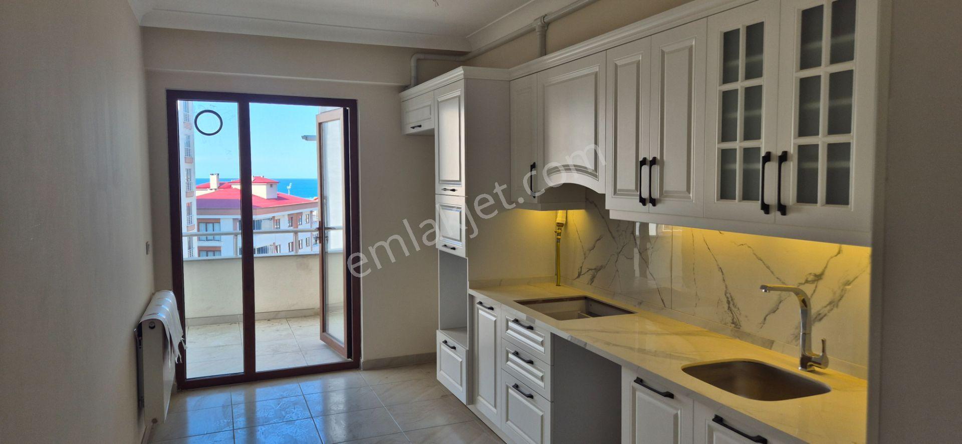 Öztürkler Gayrimenkulden Trabzon Akçaabat Yaylacık Mahallesi Akçaabat Caddesi No 114 Te 3+1 128 M — fotoğraf 2
