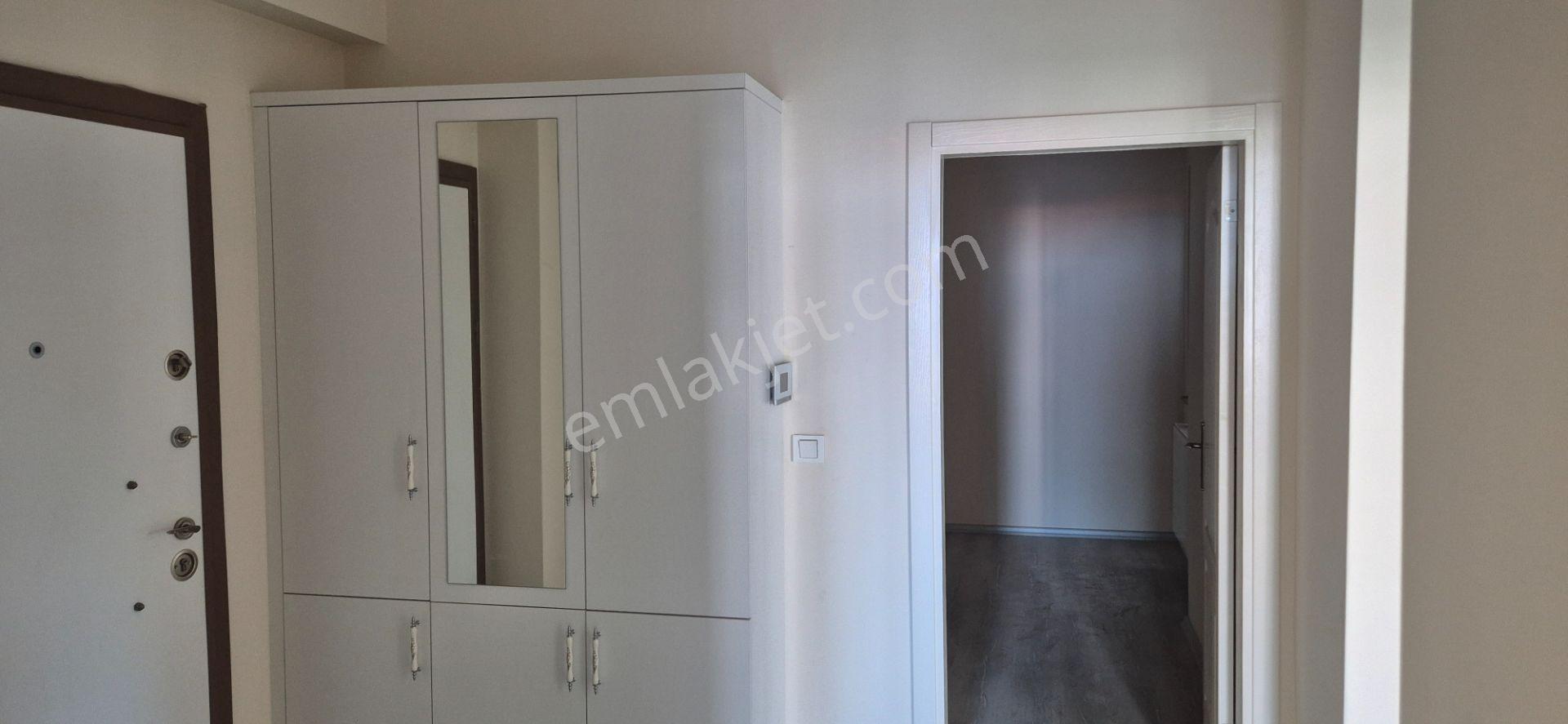 Öztürkler Gayrimenkulden Trabzon Akçaabat Yaylacık Mahallesi Akçaabat Caddesi No 114 Te 3+1 128 M — fotoğraf 9