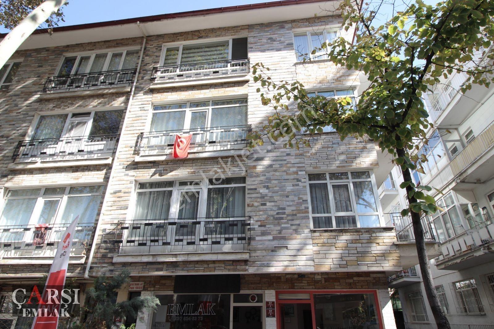 Çarşı"Dan Katta Ön Cephe Kazakistan Caddesi Yakını 3+1 Daire