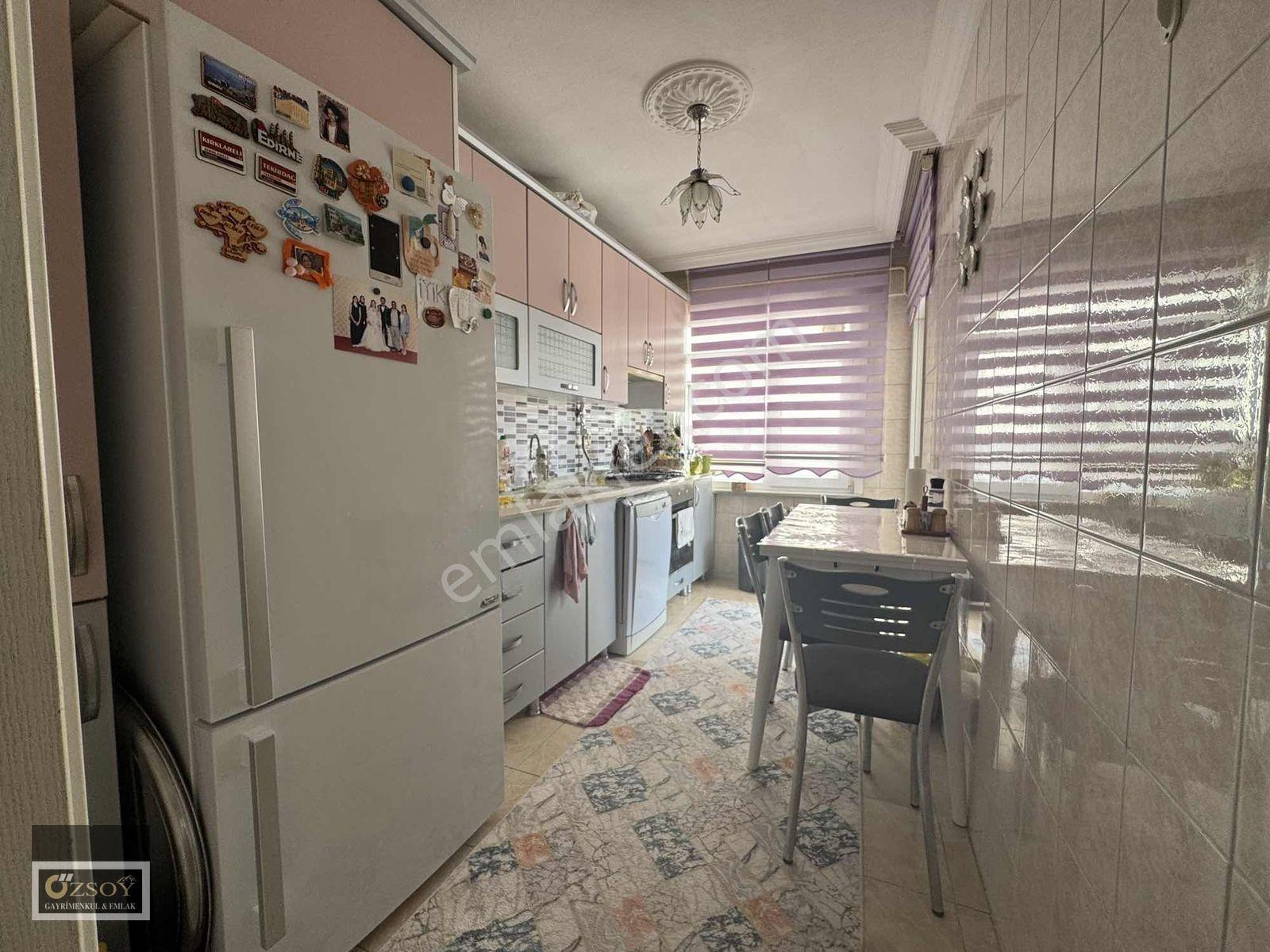 Çayırova Özgürlük Mahallesin'de 2+1 Satılık Arakat Daire — fotoğraf 7