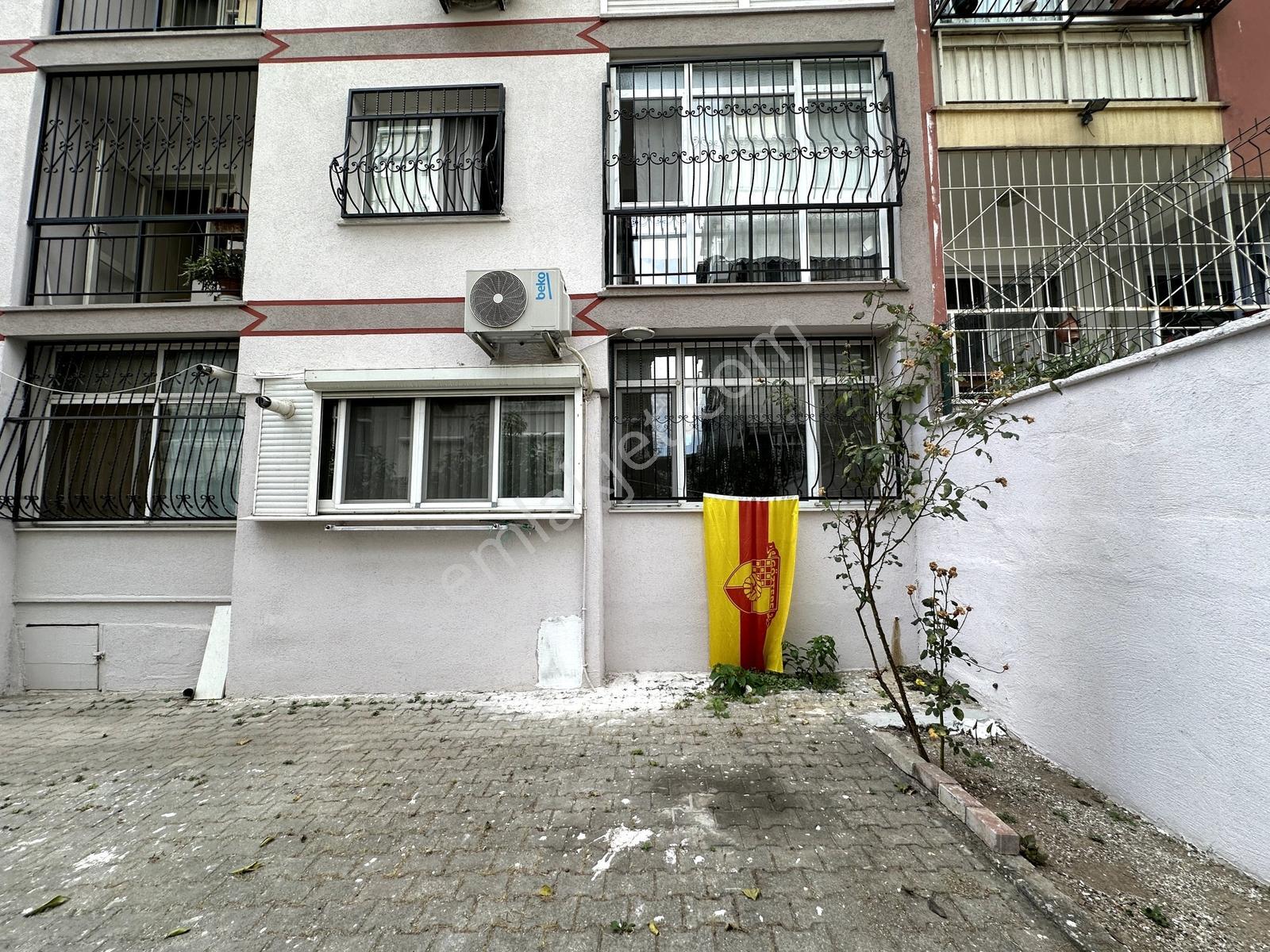 İzmir Demokrasi Üni Yakını | Merkezi | Masrafsız | Otoparklı 2+1 — fotoğraf 27