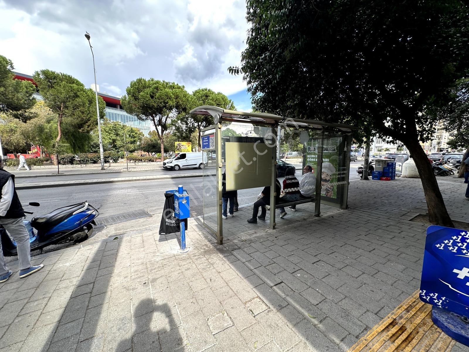 İzmir Demokrasi Üni Yakını | Merkezi | Masrafsız | Otoparklı 2+1 — fotoğraf 34