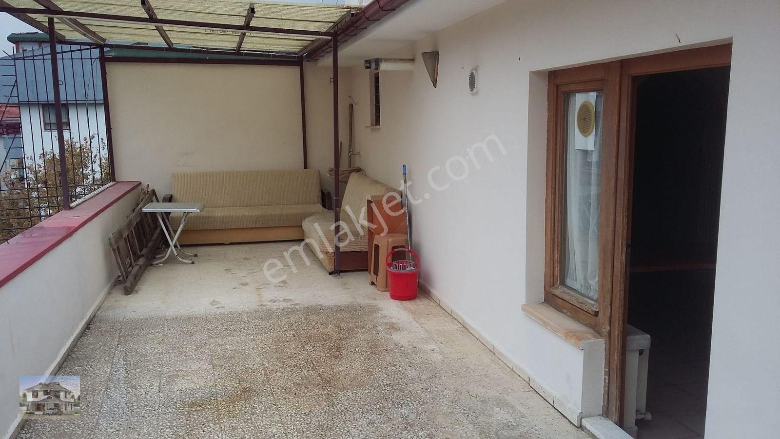 Genç Emlaktan Aydınlıkevlerde Altınpark Manzaralı Teras Full Yapılı 2+1 Satılık Daire — fotoğraf 2