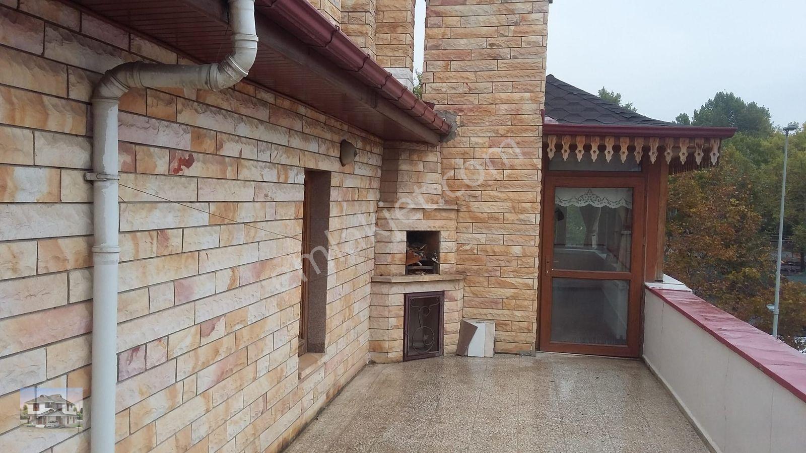 Genç Emlaktan Aydınlıkevlerde Altınpark Manzaralı Teras Full Yapılı 2+1 Satılık Daire — fotoğraf 21