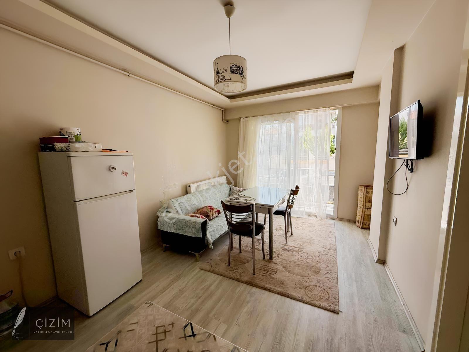 Çizim Gayrimenkulden Asmalıevler'De 1+1 Kiracılı Satılık Apart