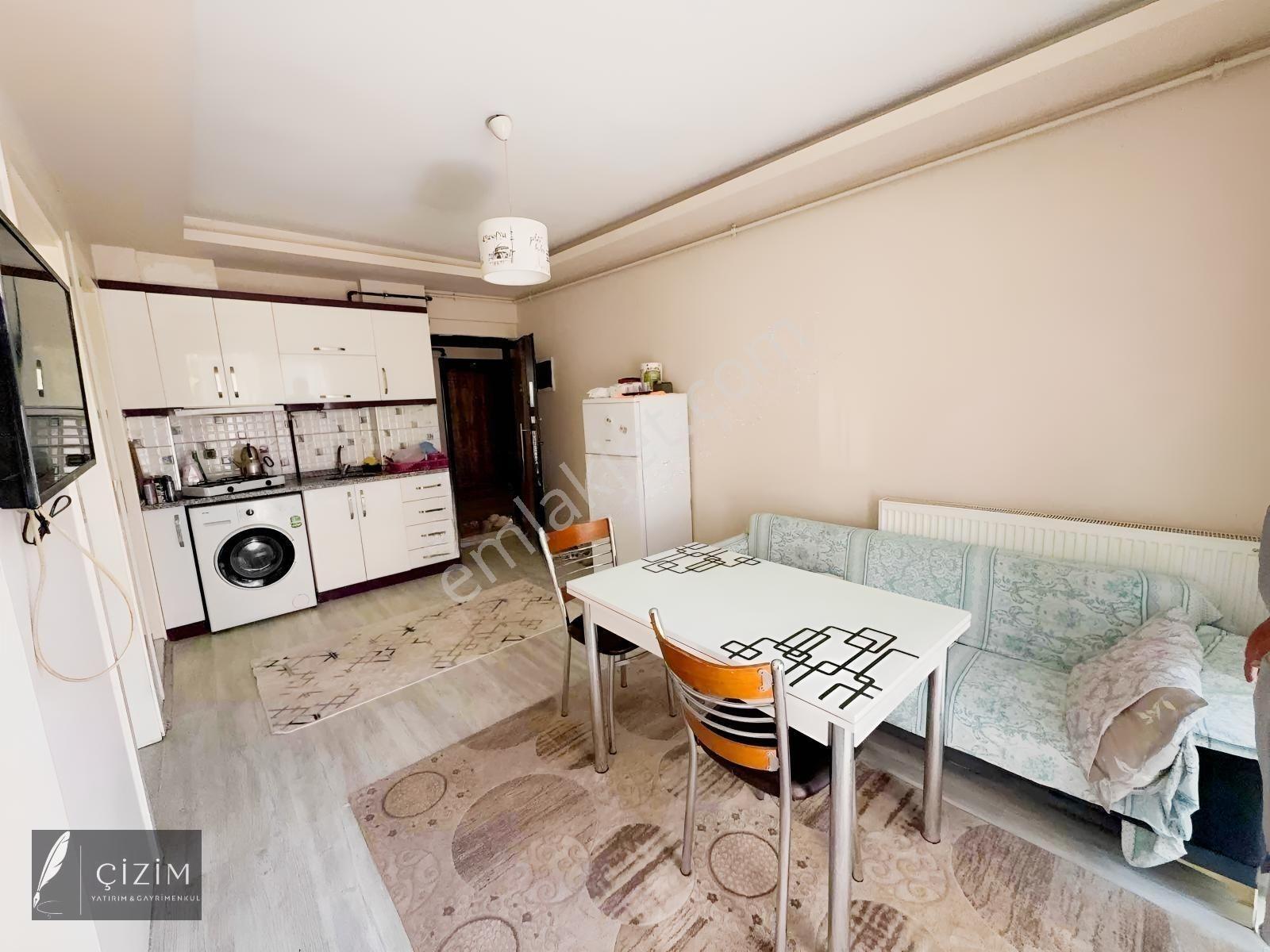 Çizim Gayrimenkulden Asmalıevler'de 1+1 Kiracılı Satılık Apart — fotoğraf 2