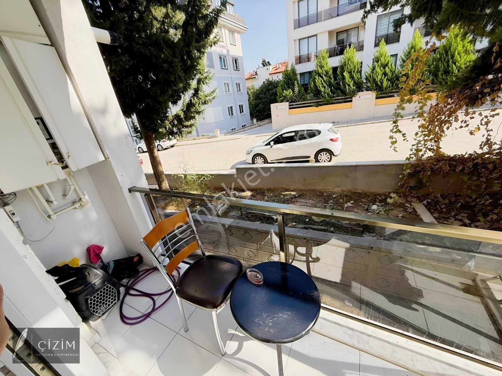 Çizim Gayrimenkulden Asmalıevler'de 1+1 Kiracılı Satılık Apart — fotoğraf 4