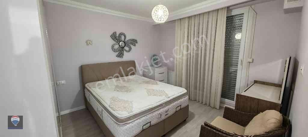 Kuşadası’nda 2016 Yapımı 2+1 | 2 Banyo | Balkonlu | Doğalgaz Kombili — fotoğraf 8