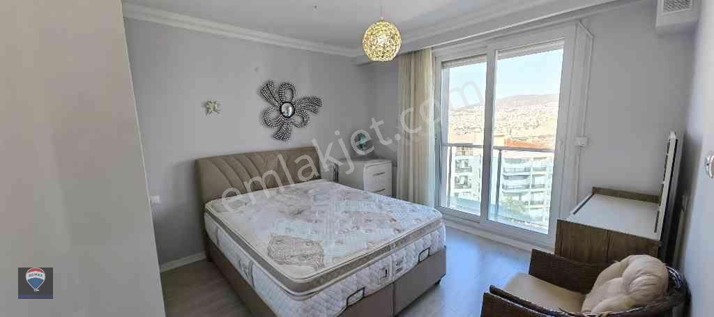 Kuşadası’nda 2016 Yapımı 2+1 | 2 Banyo | Balkonlu | Doğalgaz Kombili — fotoğraf 9