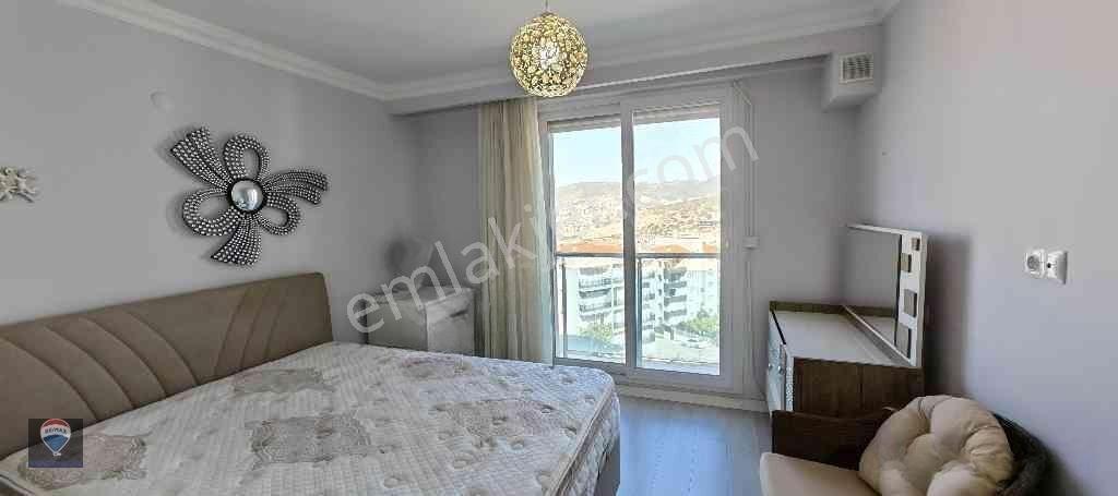 Kuşadası’nda 2016 Yapımı 2+1 | 2 Banyo | Balkonlu | Doğalgaz Kombili — fotoğraf 10