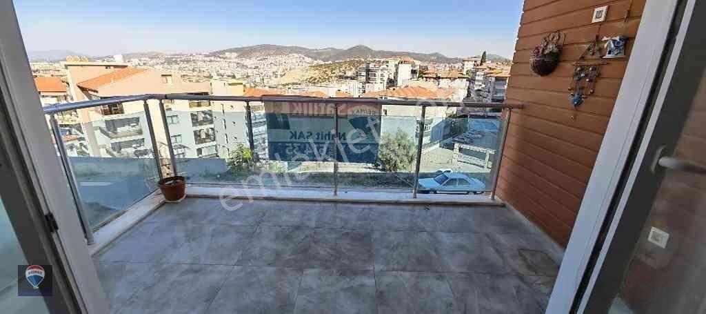 Kuşadası’nda 2016 Yapımı 2+1 | 2 Banyo | Balkonlu | Doğalgaz Kombili — fotoğraf 13