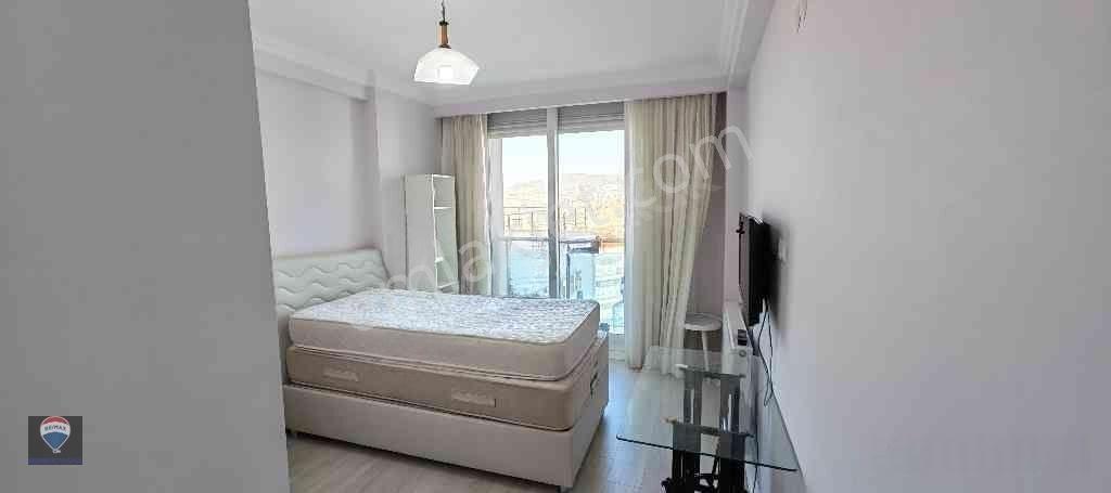 Kuşadası’nda 2016 Yapımı 2+1 | 2 Banyo | Balkonlu | Doğalgaz Kombili — fotoğraf 27