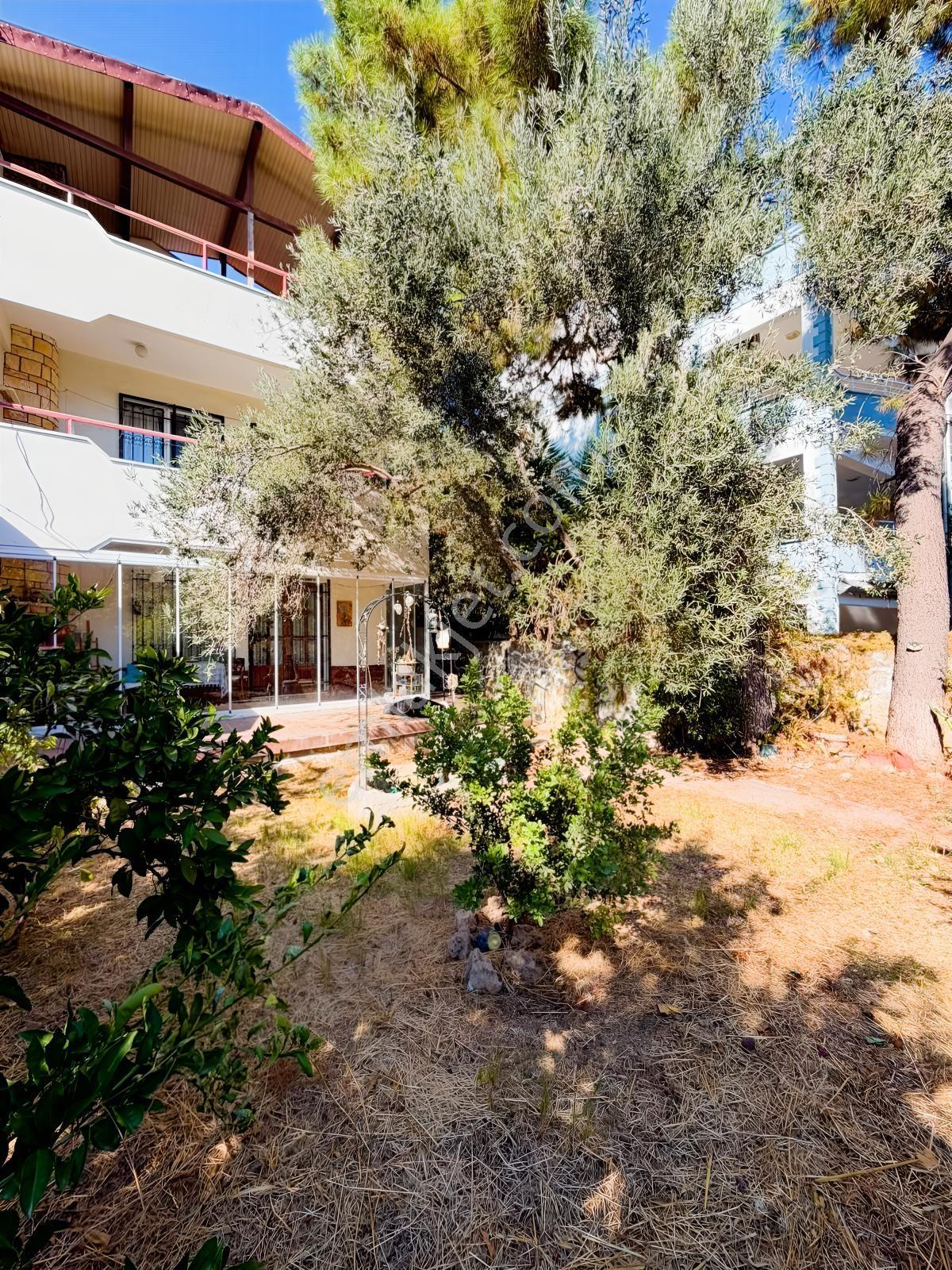 Turyaptan K.kuyuda Denize 100metre Geniş Bahçe Kullanımlı Villa — fotoğraf 28