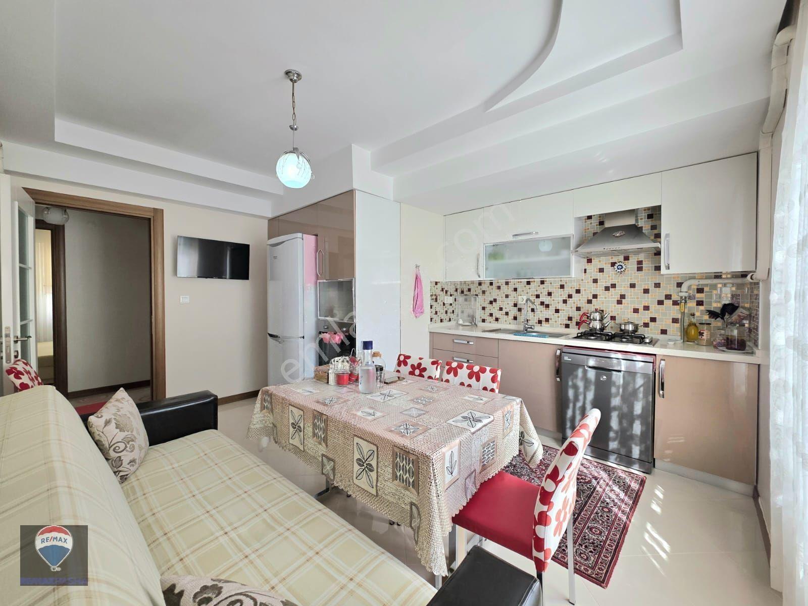 Efeler Mahallesinde 2+1 Satılık Ayrı Mutfaklı Yerden Isıtmalı Daire — fotoğraf 16