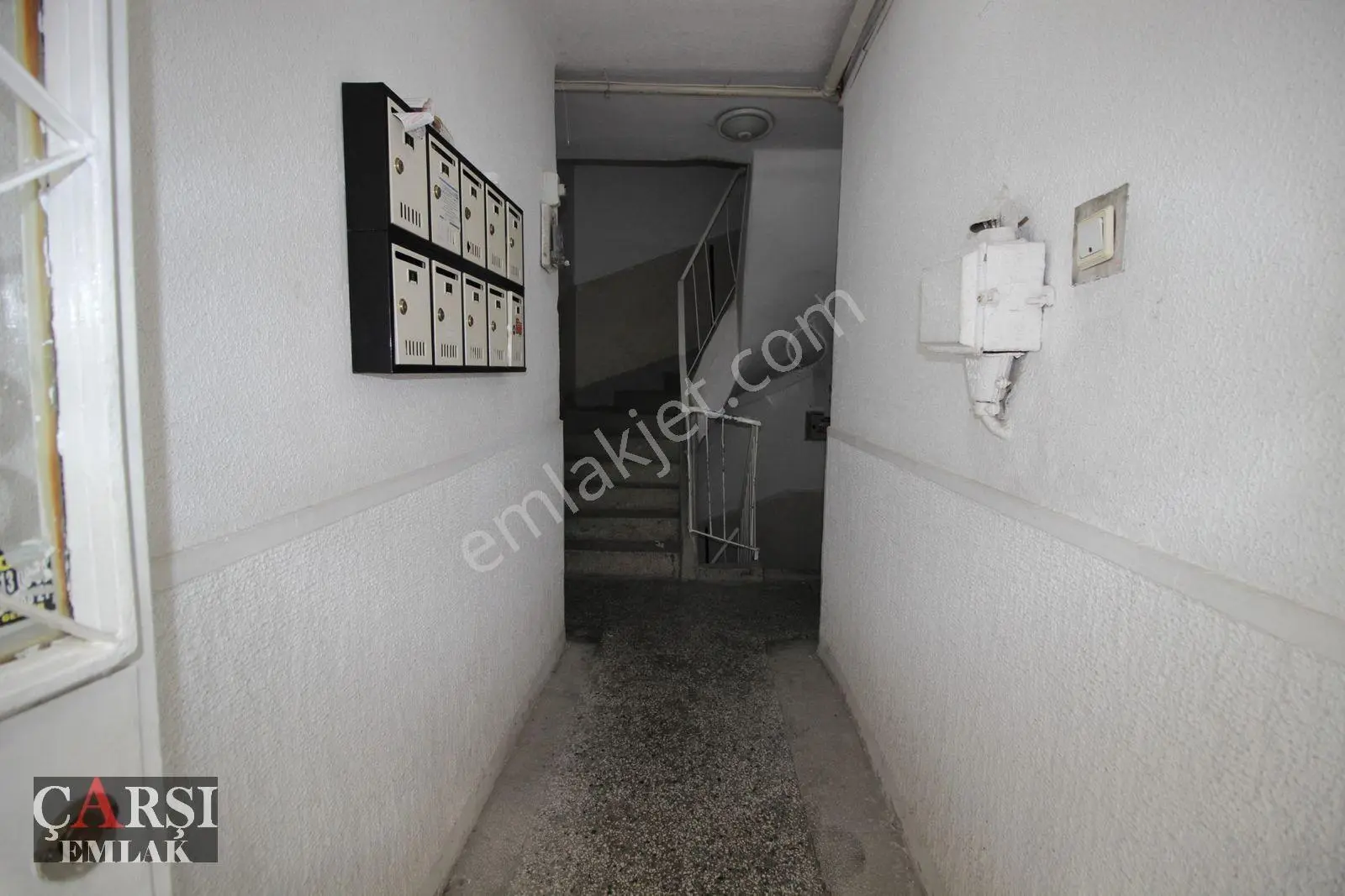 Çarşı"dan Aşti Metroya Yakın Ara Kat Ön Cephe 3+1 Daire — fotoğraf 16