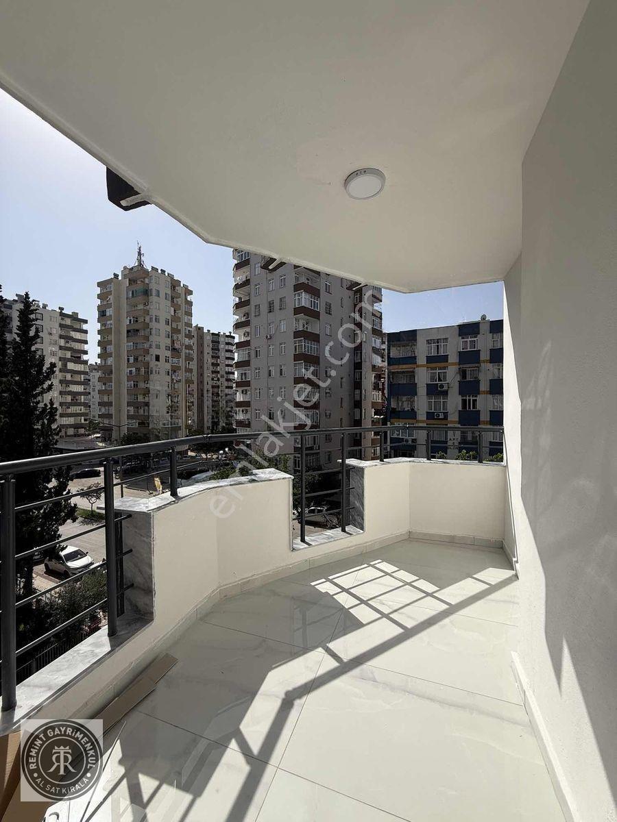 Kenan Evren Bul. Üzeri 4+1 Ultra Lüks Yapılı Geniş Peysajlı Site — fotoğraf 13