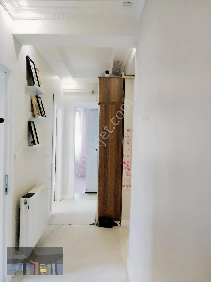 Metrobüse 12 Dakika Yürüme Mesafesinde 2+1 Satılık Ara Kat Daire — fotoğraf 11